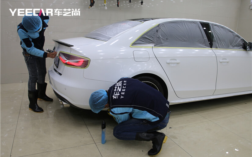 多个技师协调施工