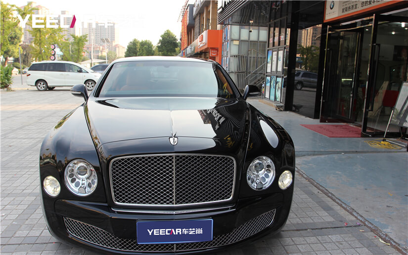 宾利慕尚镀晶施工后效果展示