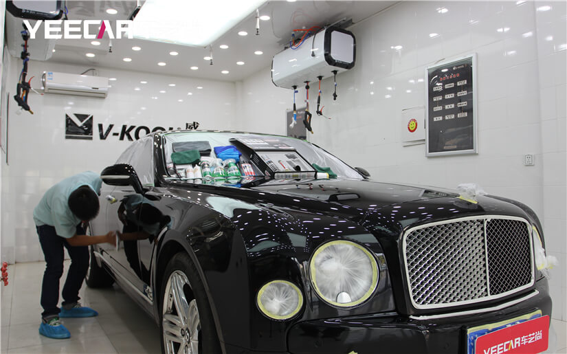 对车漆表面进行施工