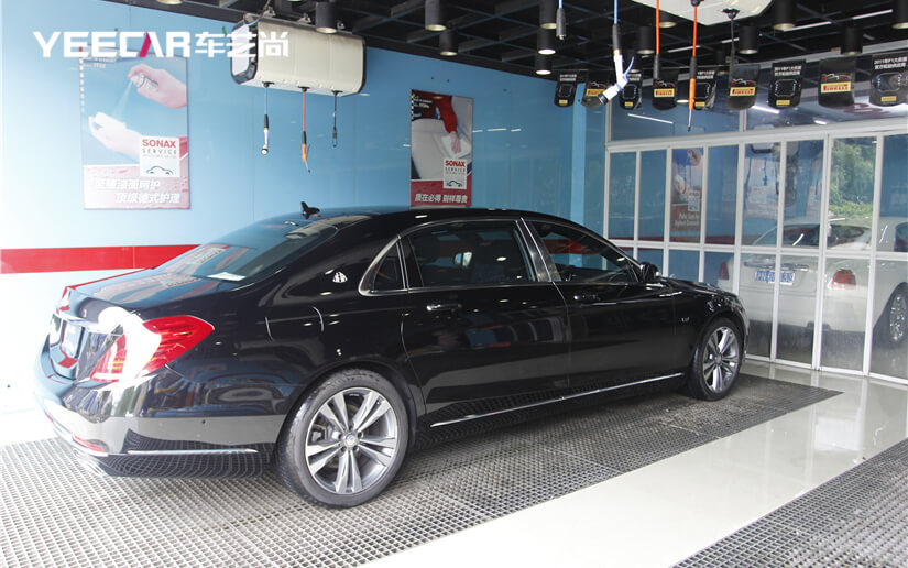 迈巴赫隐形车衣车身透明保护膜施工