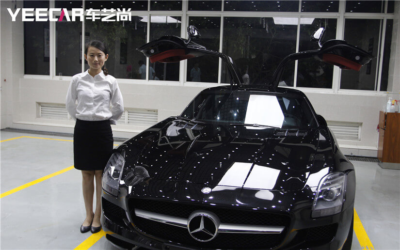 奔驰SLS前档V70贴膜