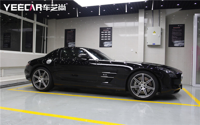 侧后挡X15贴膜施工