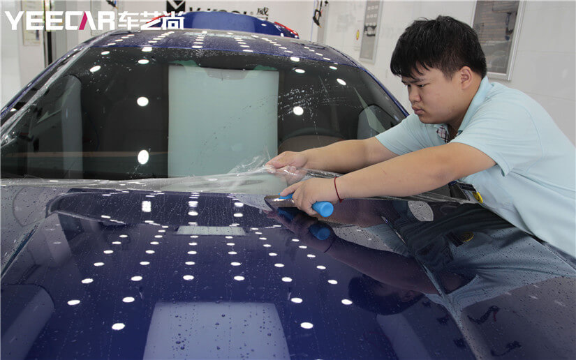 引擎盖刮水施工