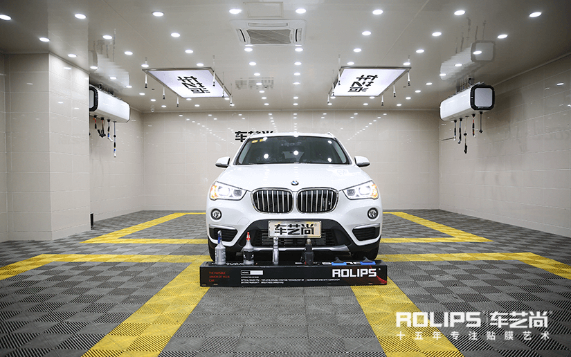 宝马装贴车衣效果