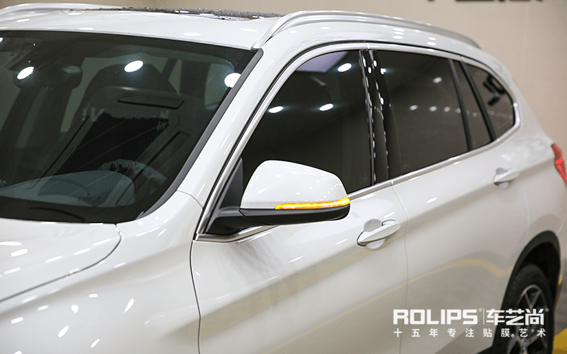 宝马装贴车衣效果
