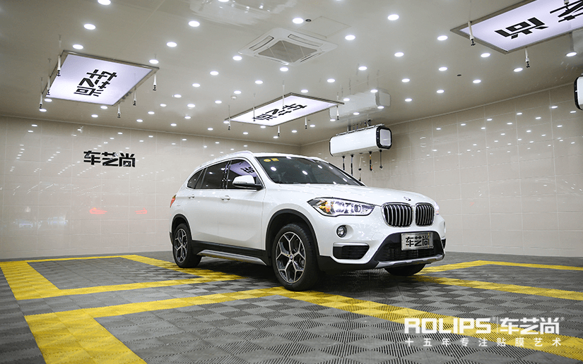 宝马装贴车衣效果