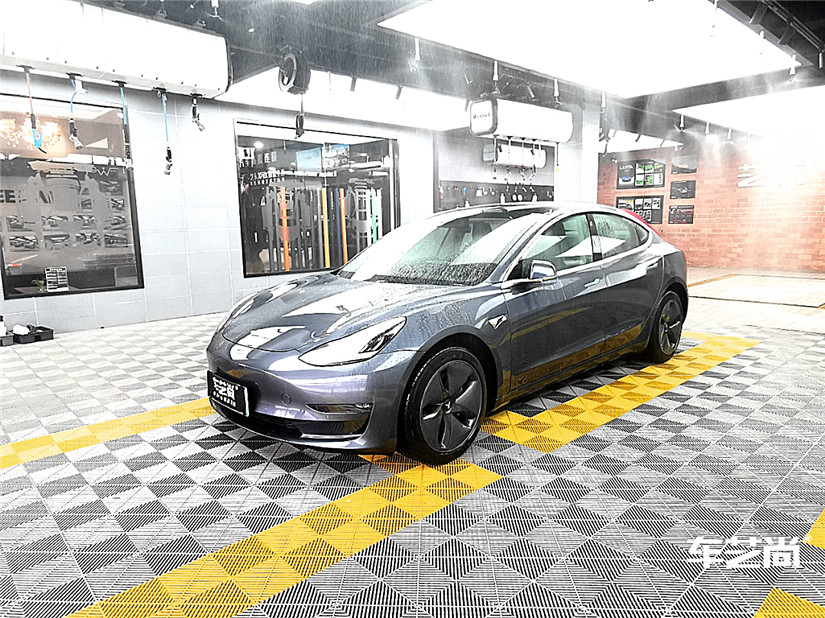 模拟雨天环境降尘中 模拟雨天环境降尘中