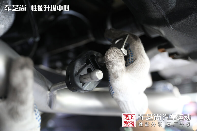 宝马4系原厂改造