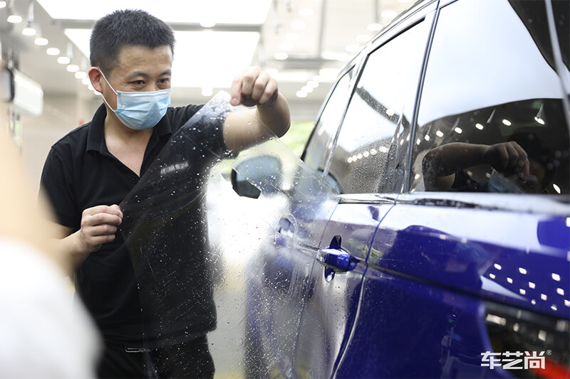 路虎SVR漆面保护膜