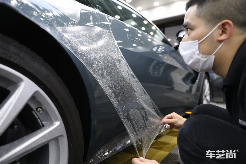 阿斯顿马丁汽车膜