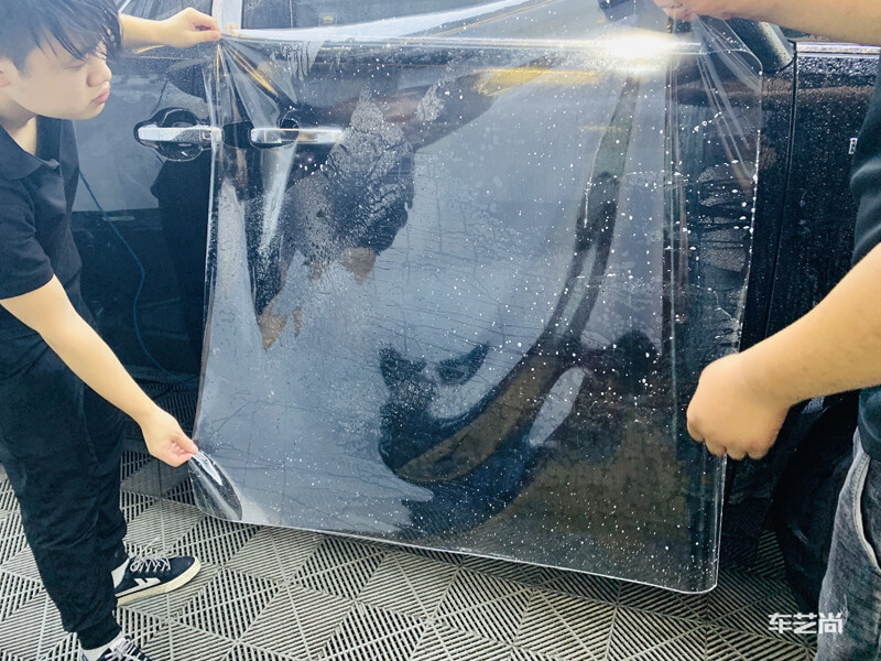 汽车贴膜时要注意什么？