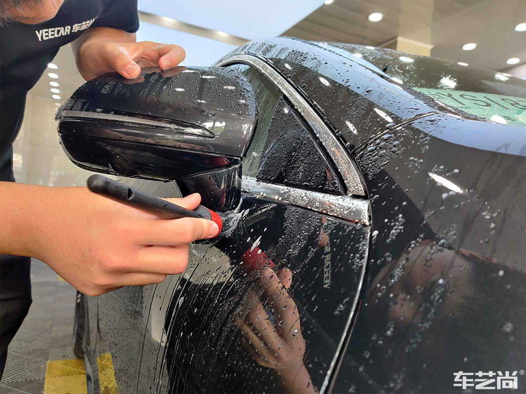 奔驰CLS贴完威固哑光车衣会发生什么有趣的现象呢？