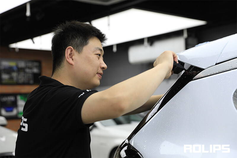 腾势贴ROLIPS车衣