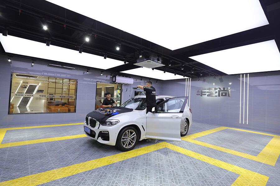 苏州玻璃膜汽车贴膜