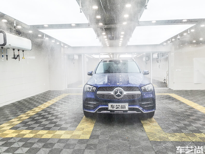 隐形车衣施工前对车辆彻底清洁的好处？