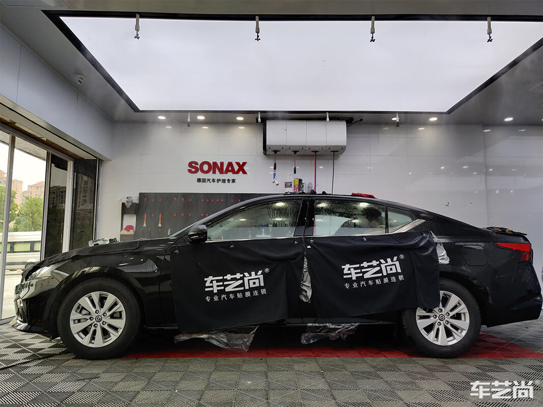 汽车贴隐形车衣对车漆有什么影响？（1）
