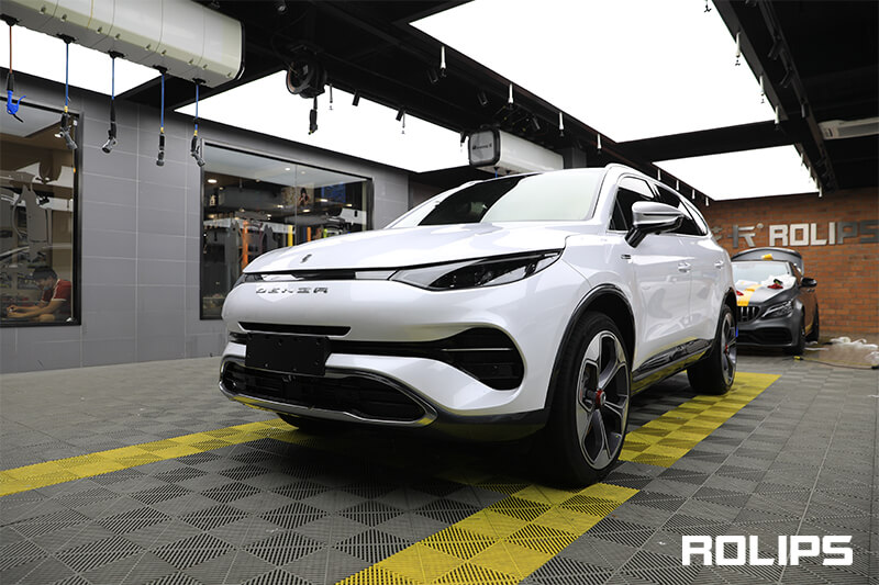 腾势要不要贴漆面保护膜