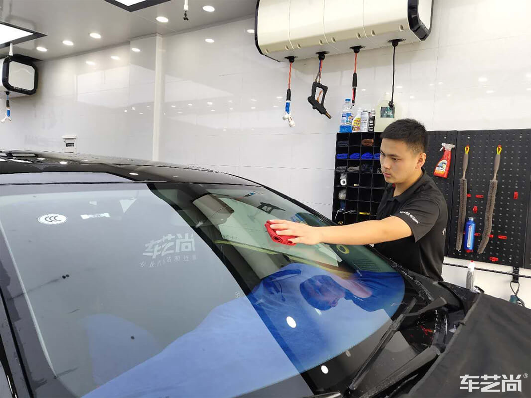 汽车贴龙膜隐形车衣怎么样？（1）