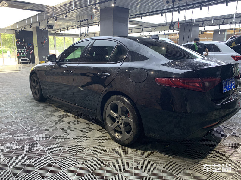 汽车贴膜验收交车时多人检查的好处是什么？