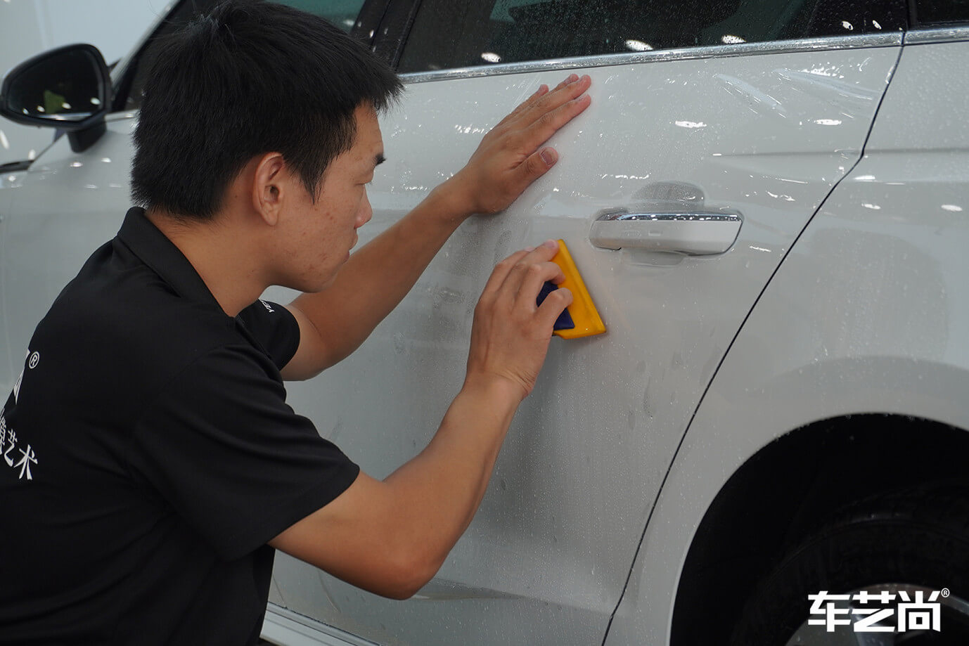 奔驰E260l施工威固漆面保护膜，施工流程展示（11）