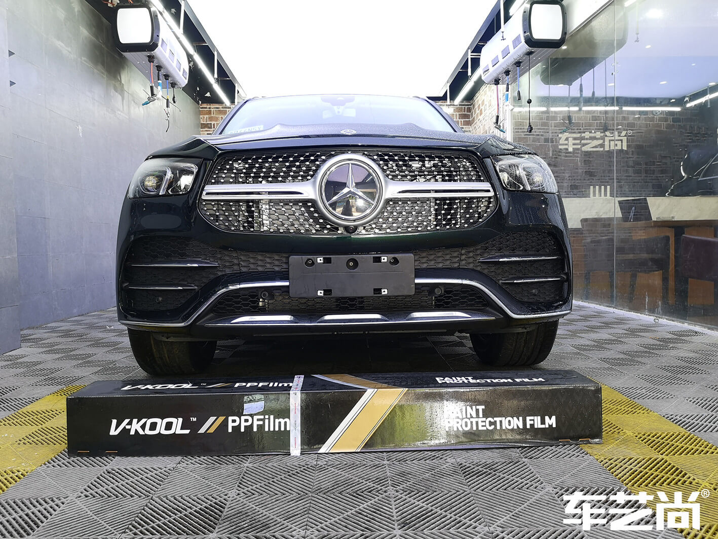 奔驰GLE选择威固V100漆面保护膜，施工效果图展示（图七）