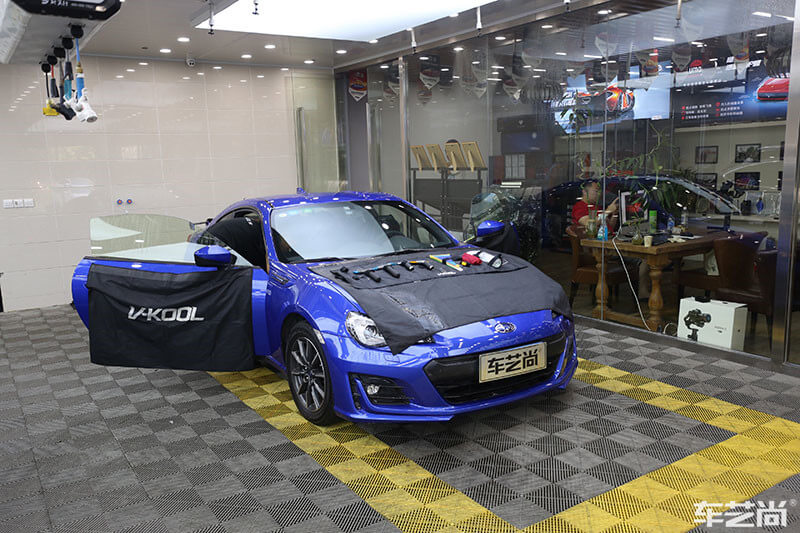 汽车贴膜施工过程（图三）