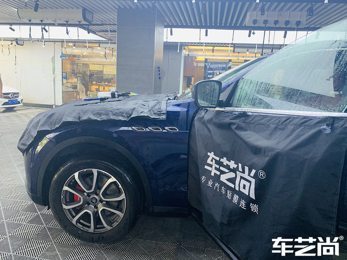 玛莎拉蒂Levante贴威固隔热膜流程图（2）