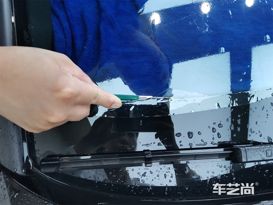 汽车贴膜垫片裁膜会划伤玻璃吗？