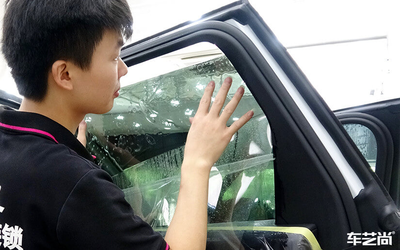 隐形车衣防止侵害腐蚀