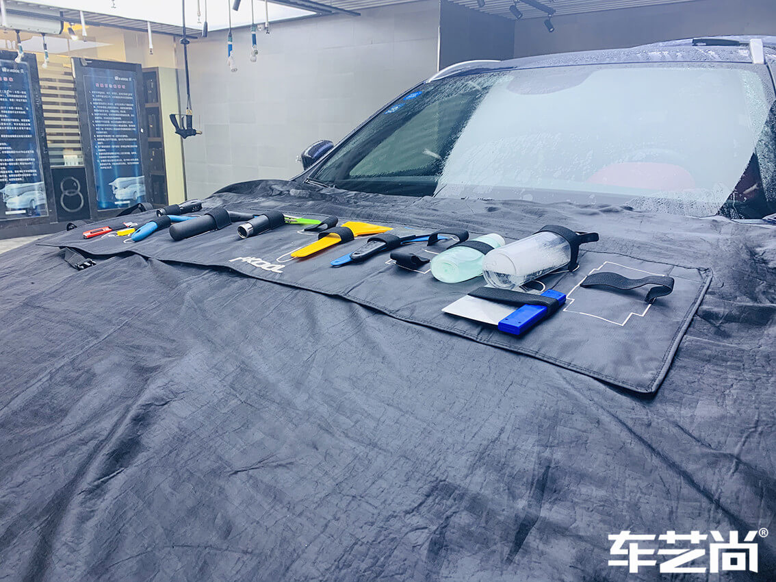 玛莎拉蒂Levante贴威固隔热膜流程图（3）