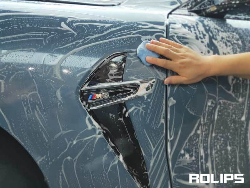 汽车贴隐形车衣有用吗？