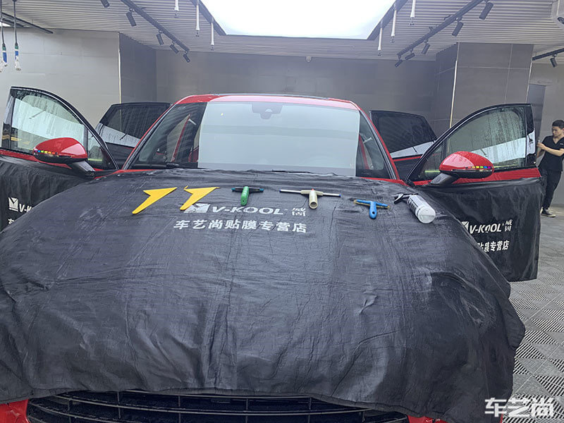 保时捷卡宴施工威固隔热膜案例图片四