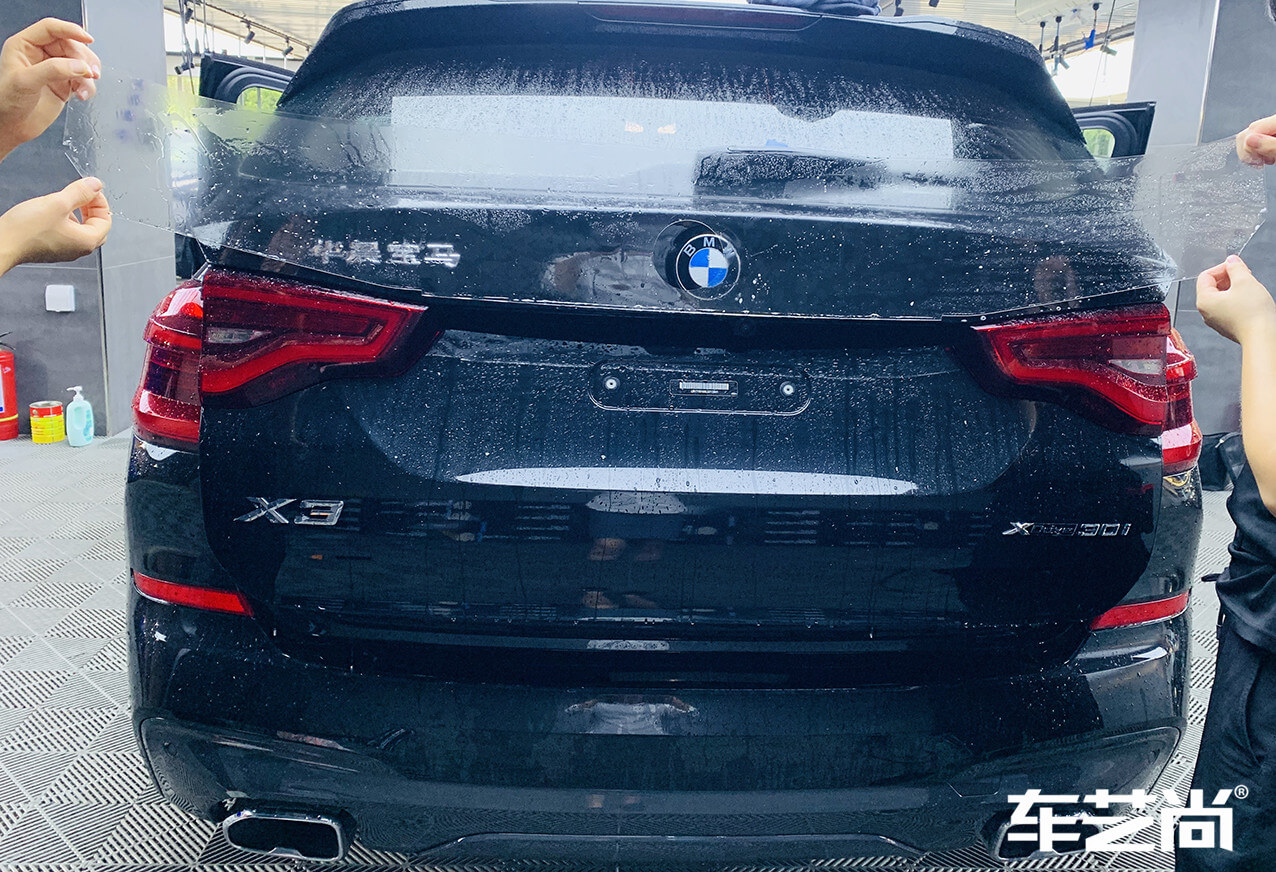 宝马X3装贴威固隐形车衣案例展示图（8）
