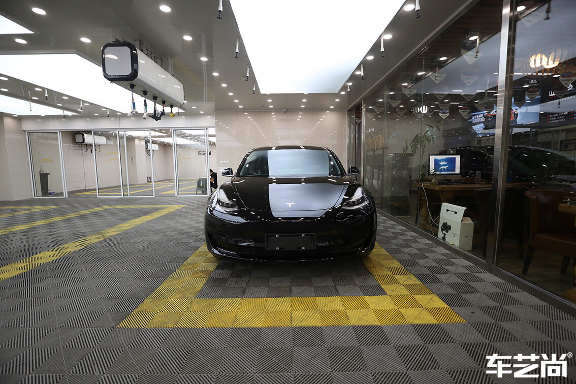 特斯拉Model 3施工威固隔热膜施工流程细节图展示图（16）