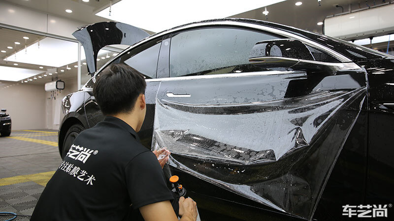 隐形车衣施工过程展示