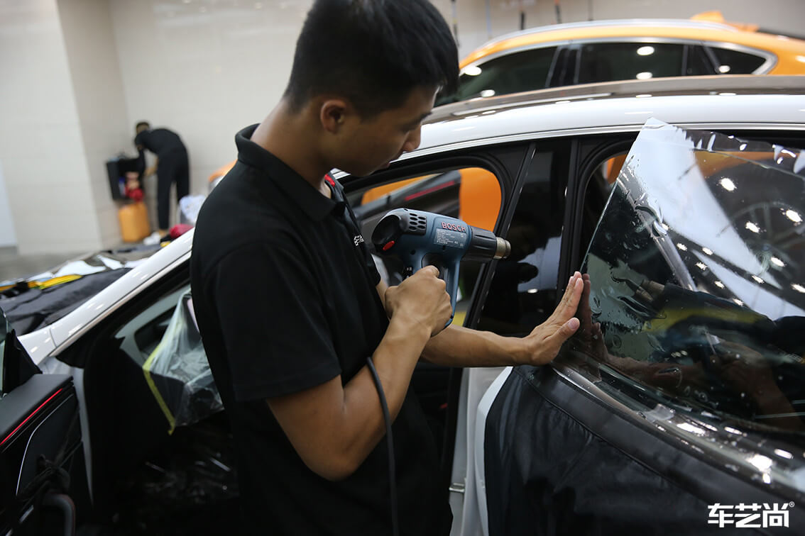 小鹏P7选择施工威固隔热膜（9）