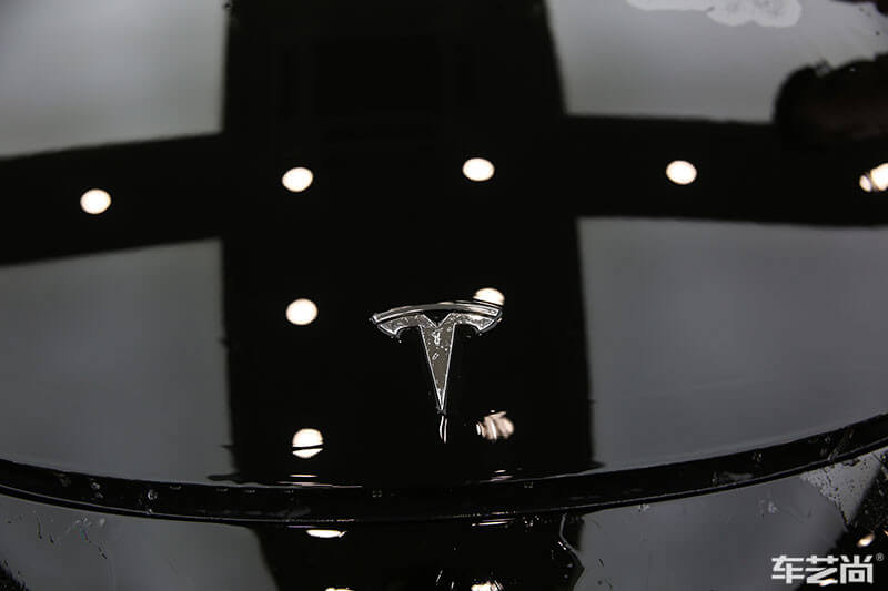 特斯拉Model 3隐形车衣施工效果展示（前）
