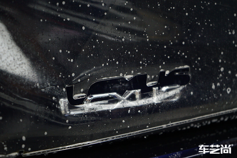 雷克萨斯装贴罗利普斯隐形车衣(2