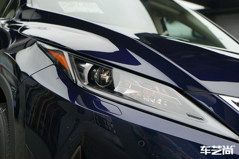 雷克萨斯装贴罗利普斯隐形车衣（5）