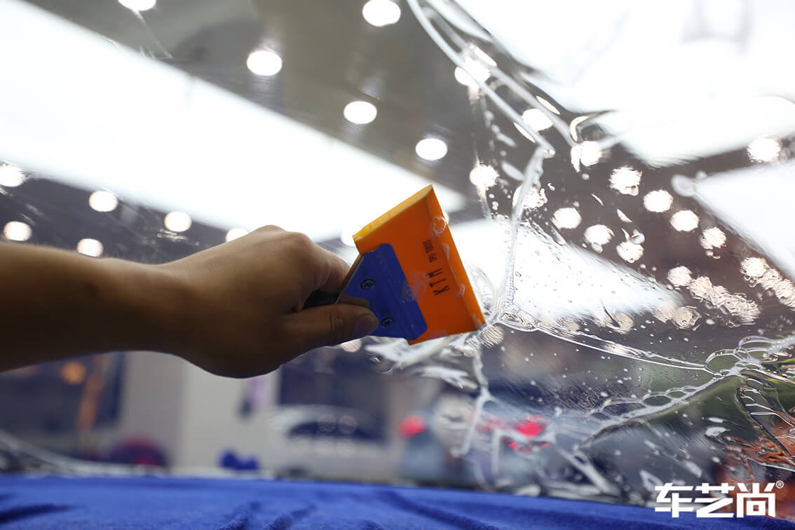 特斯拉 Moel 3选择威固隔热膜施工流程+效果图（13）