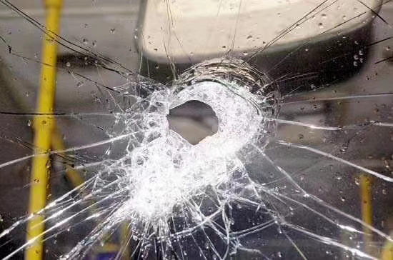 价格差的大，使用材质不同