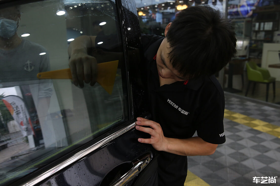 本田奥德赛选择车艺尚施工威固隔热膜，流程展示（11）