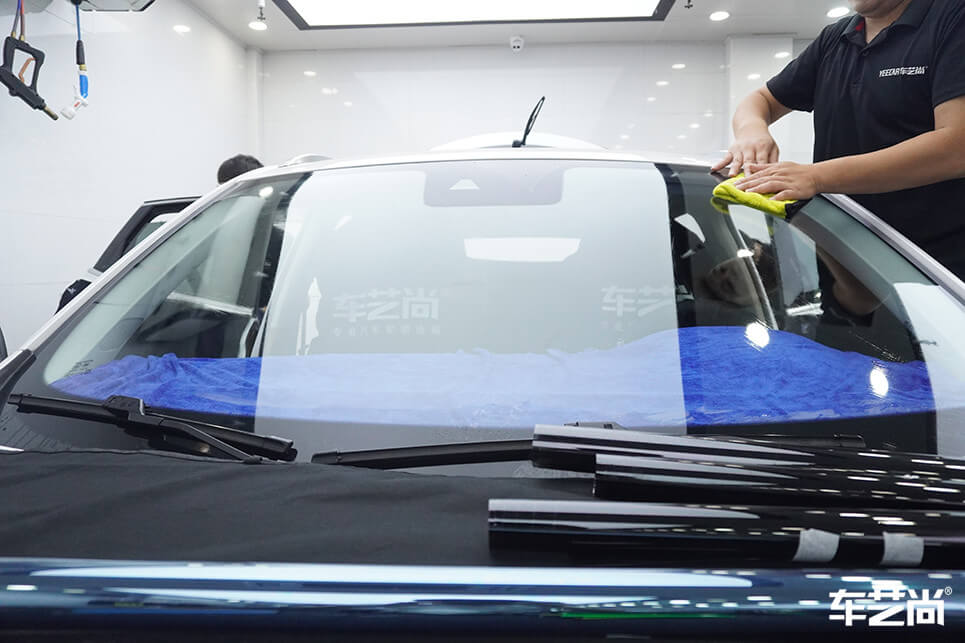 荣威RX5施工威固玻璃膜，施工流程+效果图展示（10）