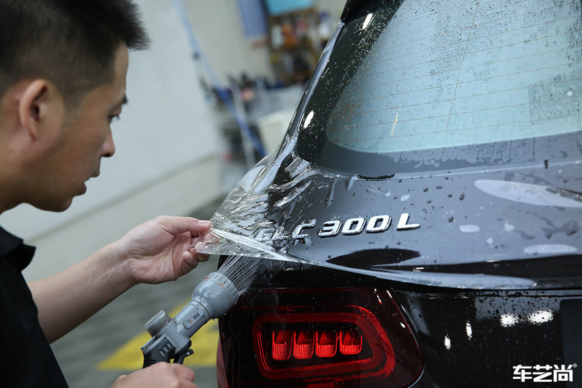 奔驰 GLC300施工威固隐形车衣案例流程展示（15）