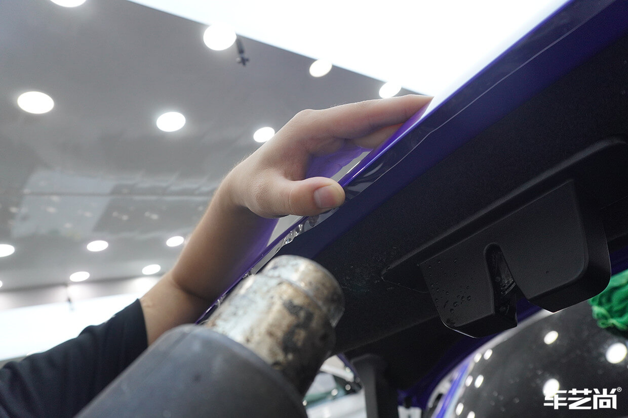 捷豹P200装贴威固漆面保护膜流程展示（9）