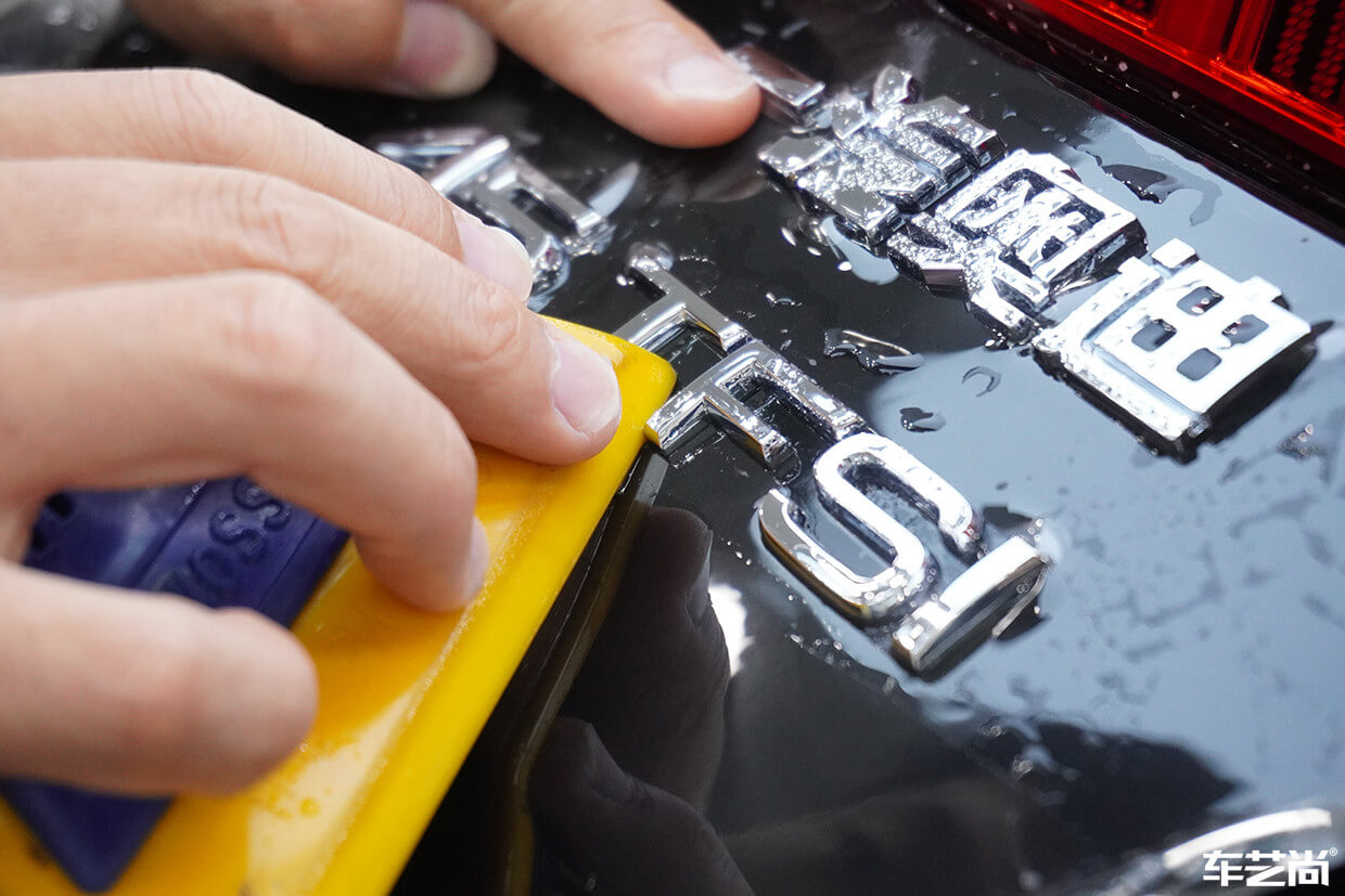 奥迪 A6装贴威固隐形车衣，施工流程展示（8）