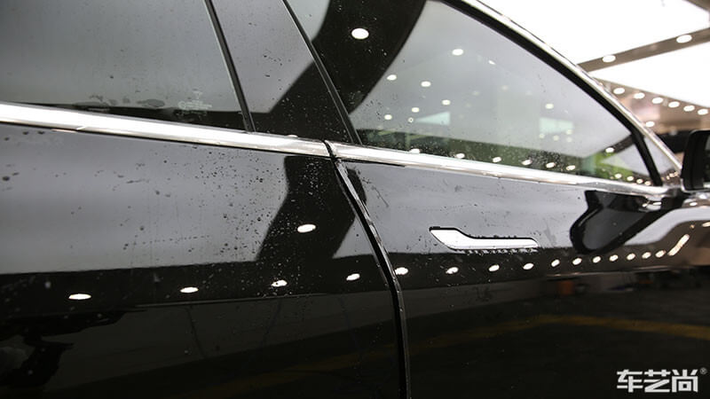 特斯拉model 3施工漆面保护膜效果展示