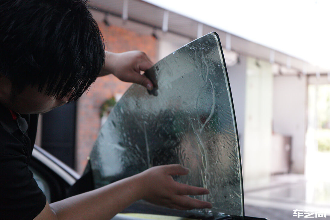 特斯拉Model 3施工威固隔热膜案例分享（5）