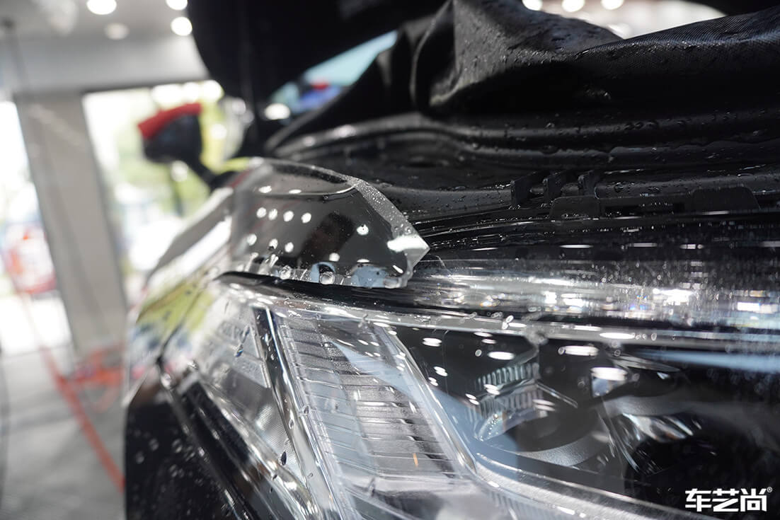 沃尔沃XC90贴隐形车衣施工流程案例展示（9）