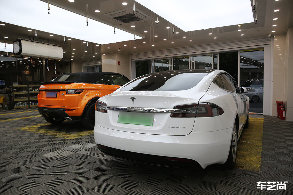 特斯拉 MODEL S威固隔热膜汽车贴膜施工案例（13）